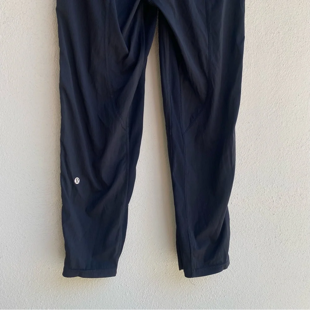 Lululemon Dance Studio Mid Rise Cropped Pant Size 4 - Picture 12 of 16